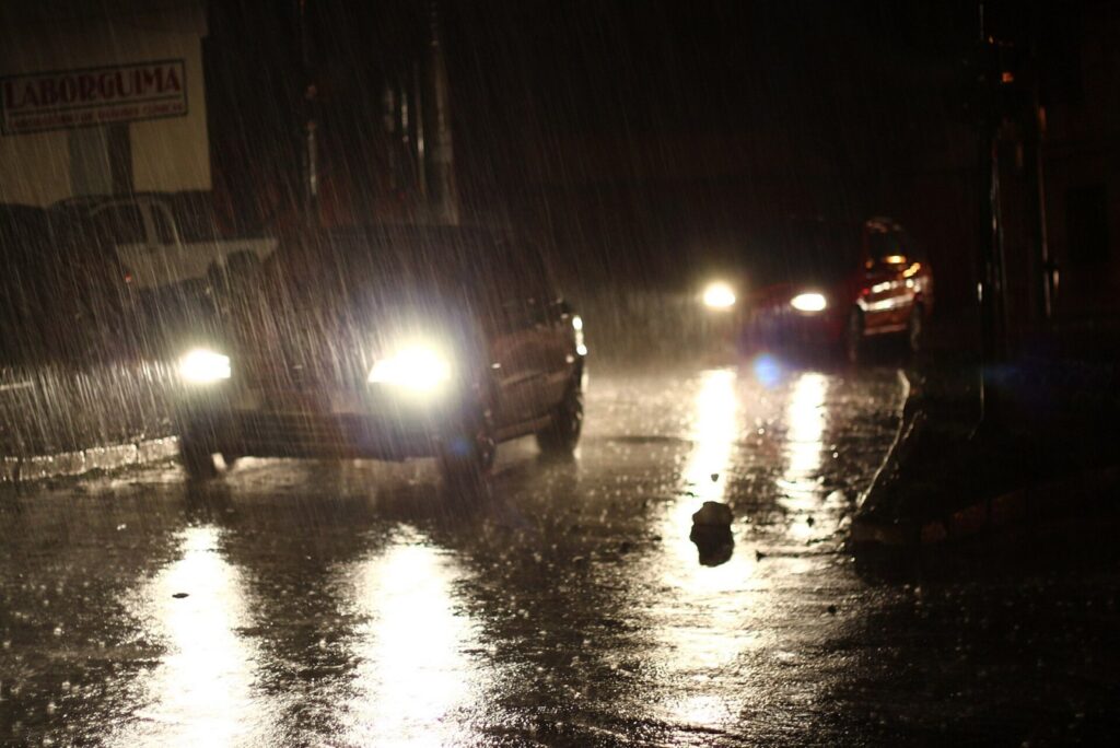 Caparaó capixaba entra em alerta para chuva forte, vento e granizo