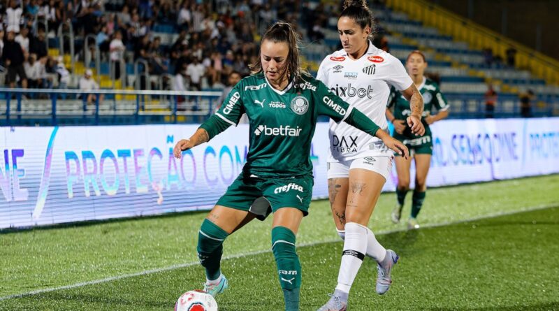 Palmeiras contrata colombiana Sofia García para o futebol feminino