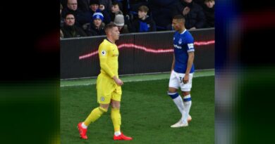 Richarlison relata trabalho precoce e dificuldades antes da carreira no futebol