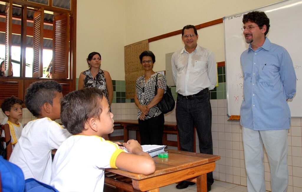Rio Branco dá prioridade em creches e escolas a crianças com deficiência