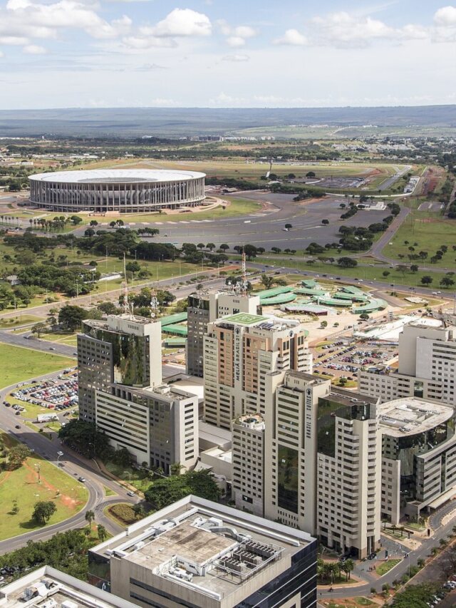 Comércio do DF pode abrir no domingo de eleição, com liberação para voto