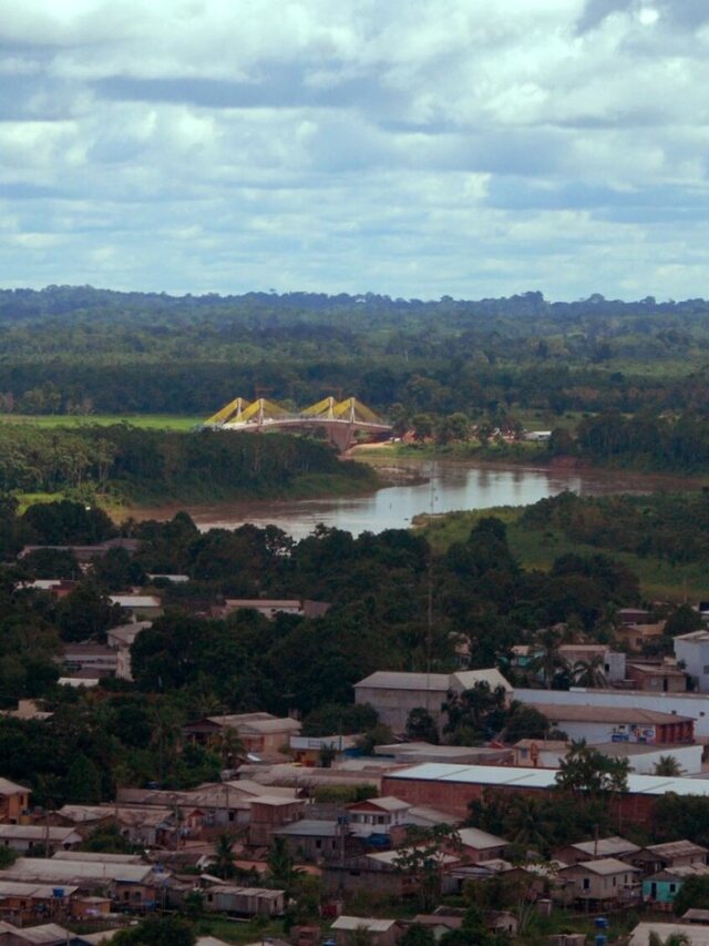 Mailza e Jéssica Sales realizam carreata em Tarauacá a dez dias das eleições